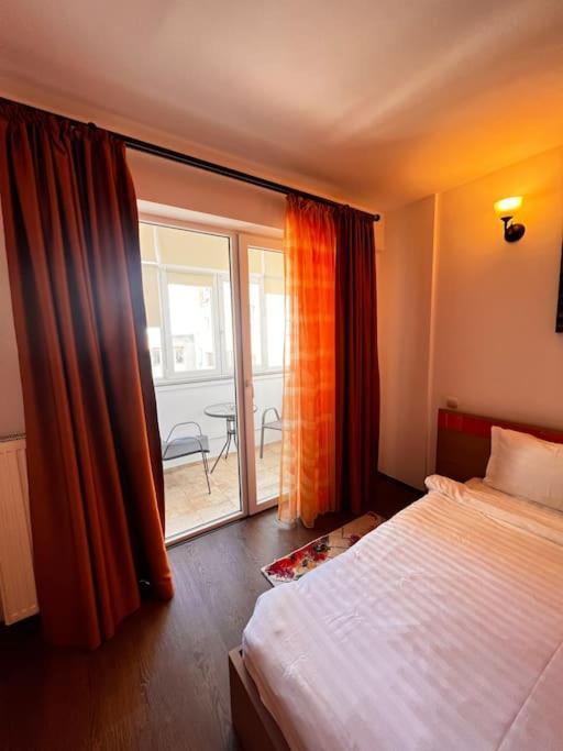Neversea Flat Constanta Bagian luar foto